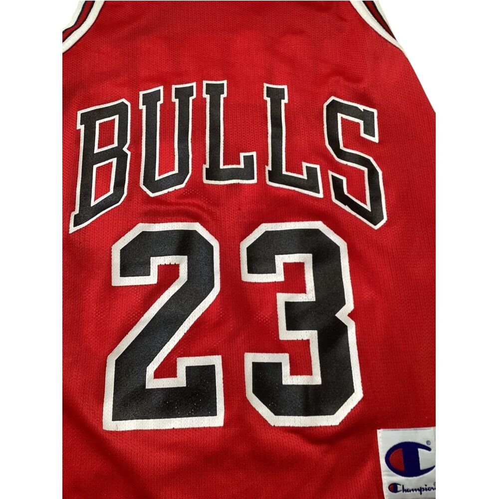 Vintage Champion Michael Jordan #23 Chicago Bulls Jersey Red Size 36 Small NBA - Picture 2 of 8